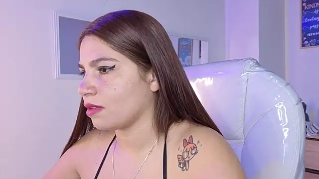 bluee hazell online show from November 2025 11:32:02 AM