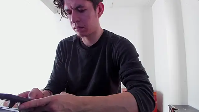 Headhunterdz online show from May 2026 07:01:01 PM
