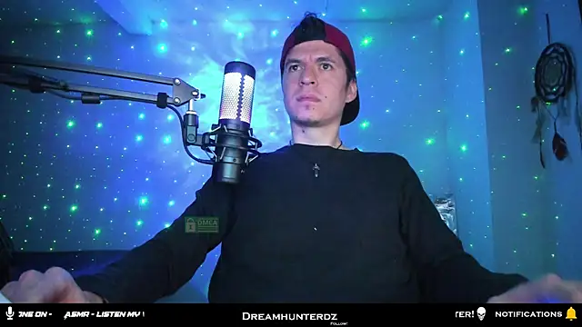 Snapshot of Headhunterdz chatting on November 2025 11:58:02 PM Headhunterdz online show from November 2025 11:58:02 PM