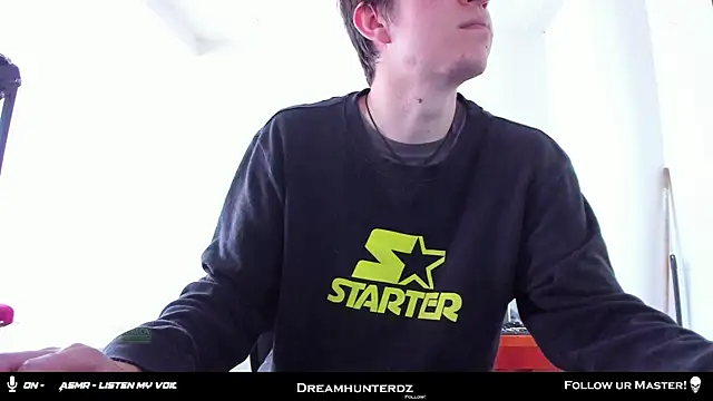 Snapshot of Headhunterdz chatting on December 2025 07:52:02 PM Headhunterdz online show from December 2025 07:52:02 PM