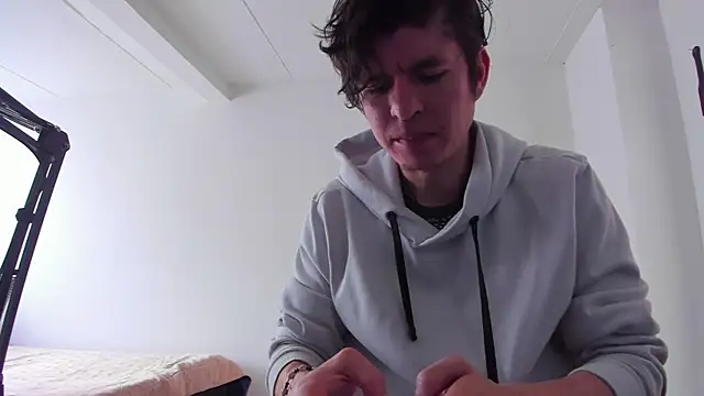 Headhunterdz online show from April 2026 07:58:02 PM