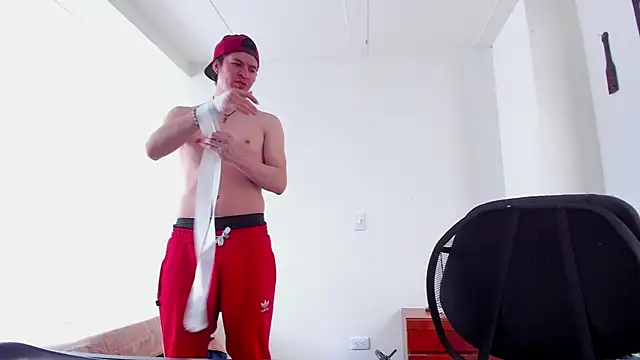 Headhunterdz online show from April 2026 08:00:01 PM