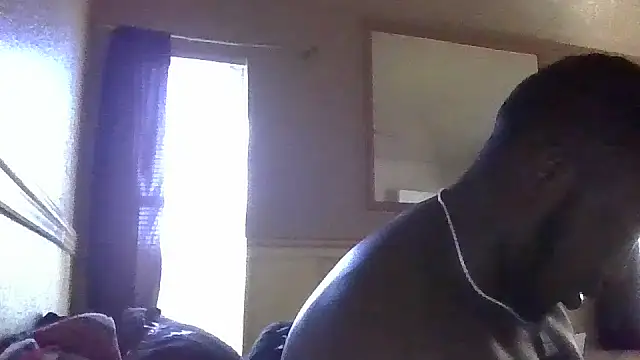 Snapshot of BigBlackVon chatting on December 2025 05:06:02 PM BigBlackVon online show from December 2025 05:06:02 PM