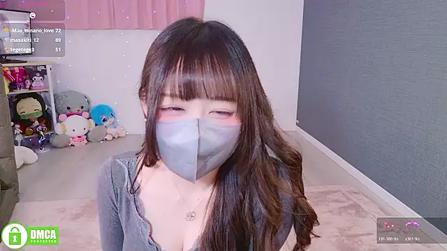 -M Hinano  online show from December 2025 01:54:02 PM