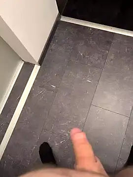 Andy7430 online show from January 2025 04:18:02 PM