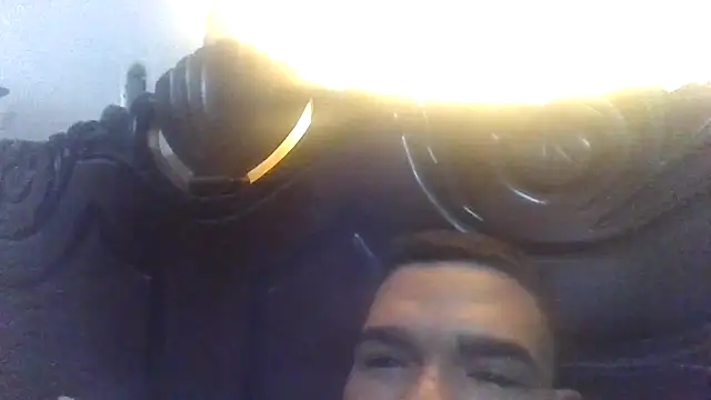 Yeisonvadques26 online show from March 2026 08:27:02 PM