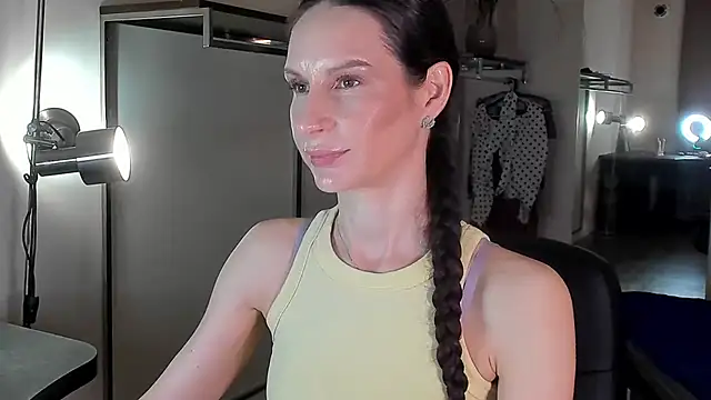 Mila Anders online show from May 2026 04:36:02 AM