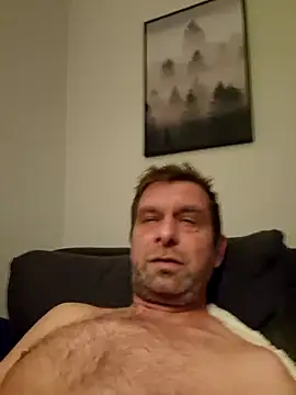 Snapshot of Mjn34 chatting on December 2025 06:18:02 AM Mjn34 online show from December 2025 06:18:02 AM