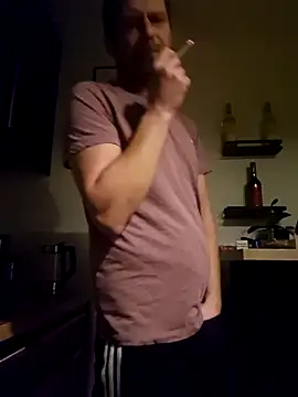 Snapshot of Mjn34 chatting on November 2025 06:35:01 AM Mjn34 online show from November 2025 06:35:01 AM