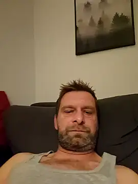 Snapshot of Mjn34 chatting on November 2025 06:36:01 AM Mjn34 online show from November 2025 06:36:01 AM