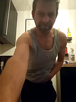 Snapshot of Mjn34 chatting on December 2025 06:19:02 AM Mjn34 online show from December 2025 06:19:02 AM