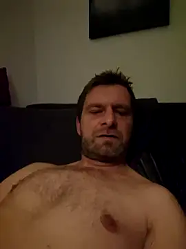 Snapshot of Mjn34 chatting on December 2025 06:34:02 AM Mjn34 online show from December 2025 06:34:02 AM