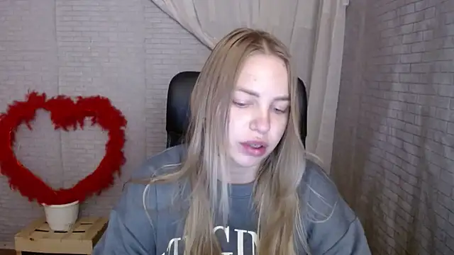 klerkarina online show from October 2025 05:19:01 AM