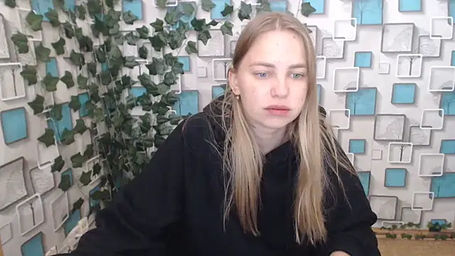 klerkarina online show from October 2025 05:20:01 AM