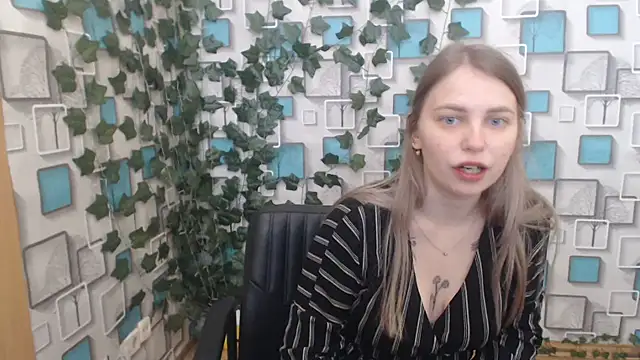 klerkarina online show from March 2025 06:05:02 AM