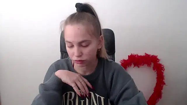klerkarina online show from October 2025 05:31:01 AM