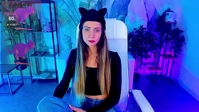 Snapshot of GrayceWild chatting on March 2025 08:50:02 AM GrayceWild online show from March 2025 08:50:02 AM