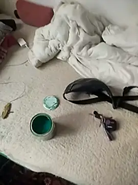 Snapshot of Robertino21cm chatting on November 2025 02:17:02 PM Robertino21cm online show from November 2025 02:17:02 PM