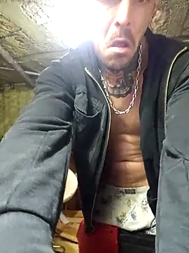 Afti2828 online show from December 2025 07:17:01 PM