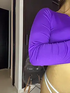 Snapshot of NatashaCruz- chatting on December 2025 09:36:02 PM NatashaCruz- online show from December 2025 09:36:02 PM