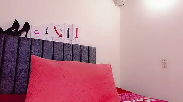 KendallEvolette  online show from April 2026 05:37:01 AM