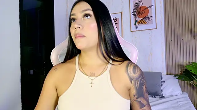 CameronCollins  online show from February 2026 07:38:02 PM