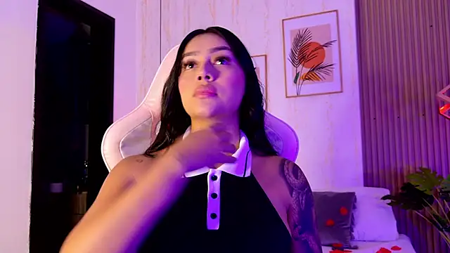 CameronCollins  online show from February 2026 07:36:01 PM