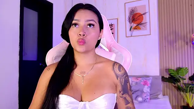 CameronCollins  online show from February 2026 07:35:02 PM