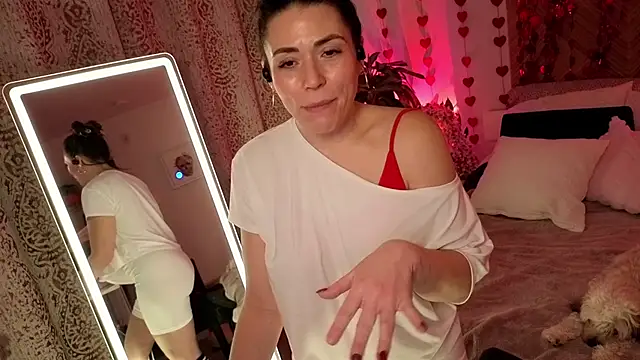 Ellie-L-Elizabeth online show from February 2026 11:36:01 PM