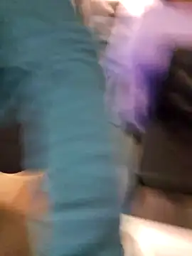 Ellie-L-Elizabeth online show from December 2025 03:14:02 PM