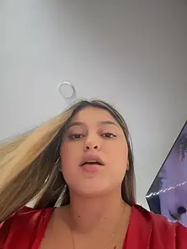 lunablossom  online show from February 2026 08:20:02 PM