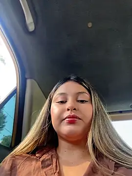 lunablossom  online show from May 2026 08:27:02 PM