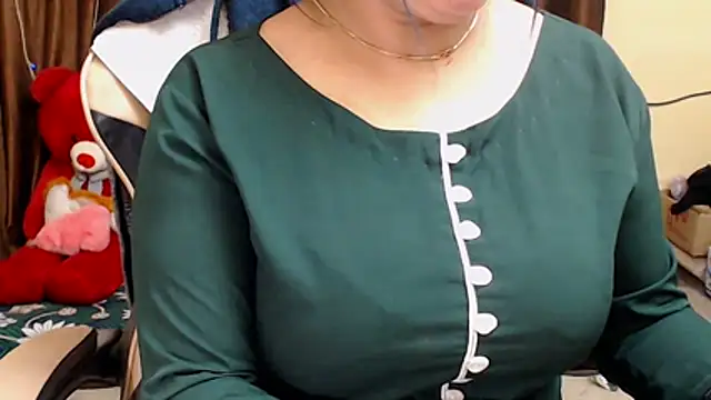 Naughty Kashish online show from December 2025 06:01:02 AM