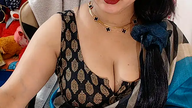 Snapshot of Naughty_Kashish chatting on June 2026 06:34:01 AM Naughty Kashish online show from June 2026 06:34:01 AM