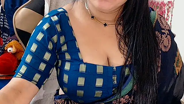 Snapshot of Naughty_Kashish chatting on July 2026 06:47:02 AM Naughty Kashish online show from July 2026 06:47:02 AM