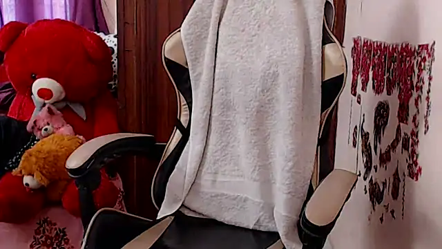 Naughty Kashish online show from May 2026 06:10:01 AM