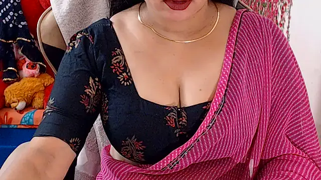 Snapshot of Naughty_Kashish chatting on June 2026 05:37:02 AM Naughty Kashish online show from June 2026 05:37:02 AM