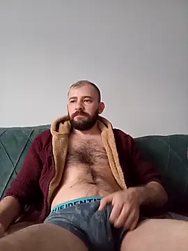 Snapshot of NiiiRvaNaa chatting on October 2025 04:57:02 AM NiiiRvaNaa online show from October 2025 04:57:02 AM