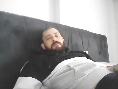 Snapshot of NiiiRvaNaa chatting on November 2025 05:22:01 AM NiiiRvaNaa online show from November 2025 05:22:01 AM