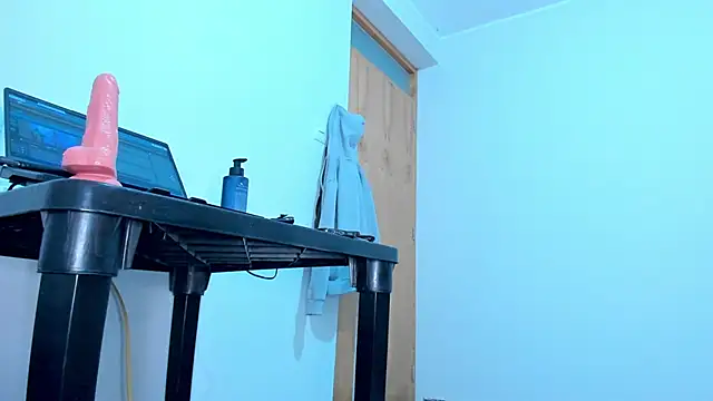 MikeMiller2 online show from October 2025 03:30:01 AM