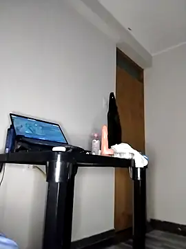 MikeMiller2 online show from October 2025 01:05:01 AM