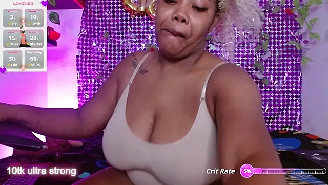 niawk  online show from October 2025 01:32:02 PM