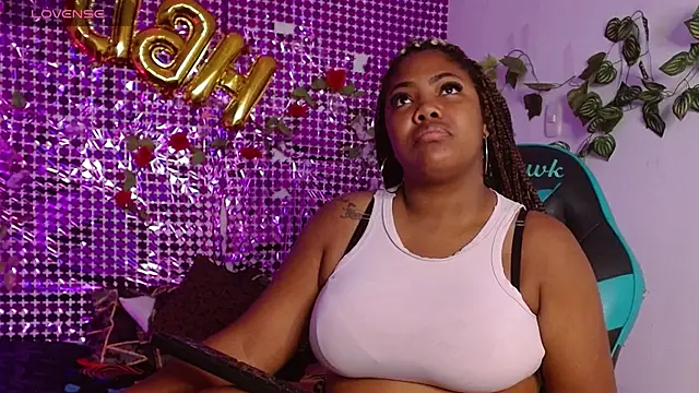 niawk  online show from November 2025 02:06:01 PM