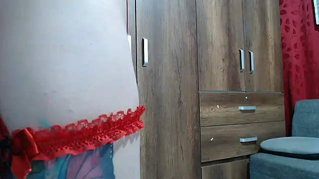 Snapshot of sabrinagee321930 chatting on January 2025 11:49:02 AM sabrinagee321930 online show from January 2025 11:49:02 AM