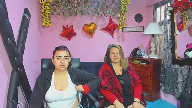 lesbiancuple online show from February 2026 11:56:01 AM
