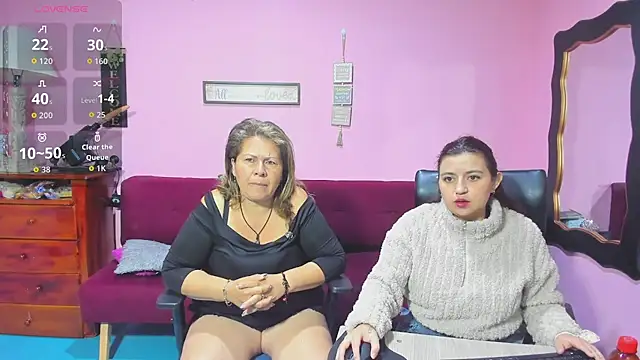 lesbiancuple online show from November 2025 10:49:02 AM
