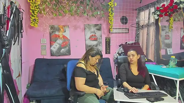 lesbiancuple online show from May 2026 12:22:02 PM