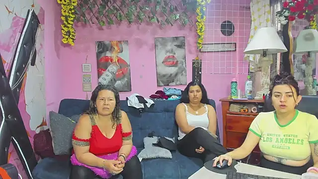 lesbiancuple online show from May 2026 12:20:01 PM