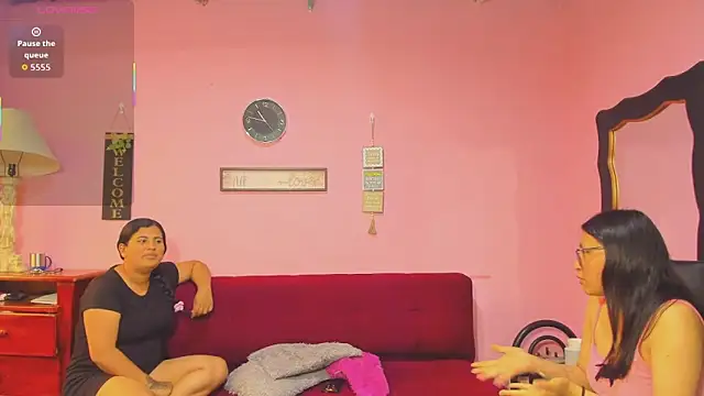 lesbiancuple online show from October 2025 03:47:02 PM