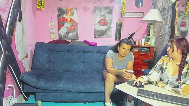 lesbiancuple online show from May 2026 12:08:02 PM
